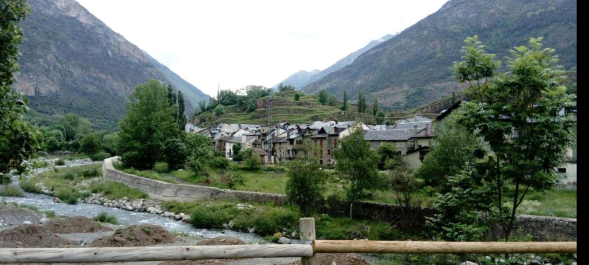 Apartamento El Refugio De Sara Benasque Zewnętrze zdjęcie