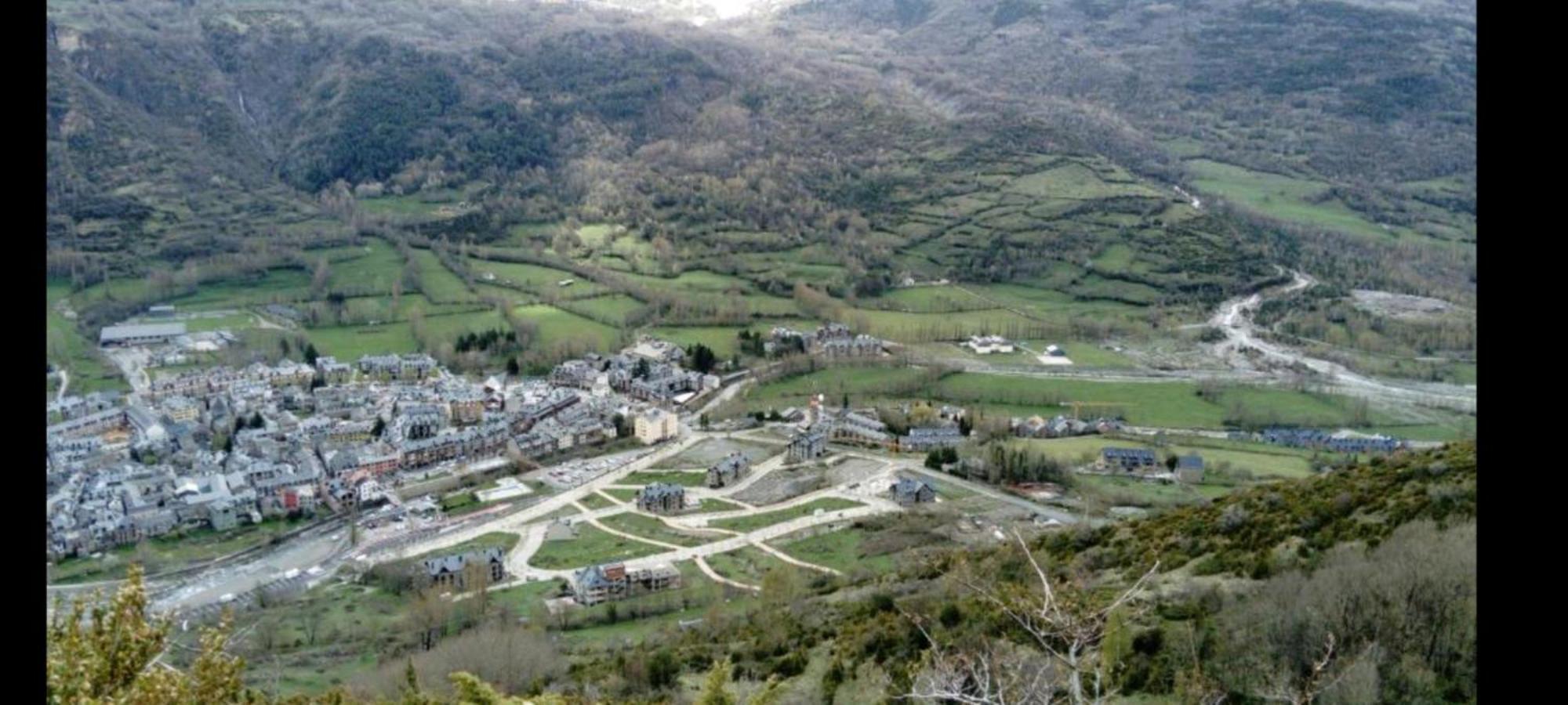 Apartamento El Refugio De Sara Benasque Zewnętrze zdjęcie