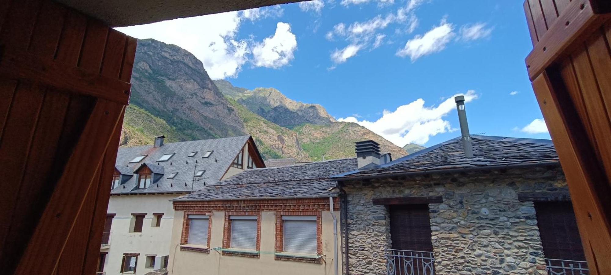 Apartamento El Refugio De Sara Benasque Zewnętrze zdjęcie