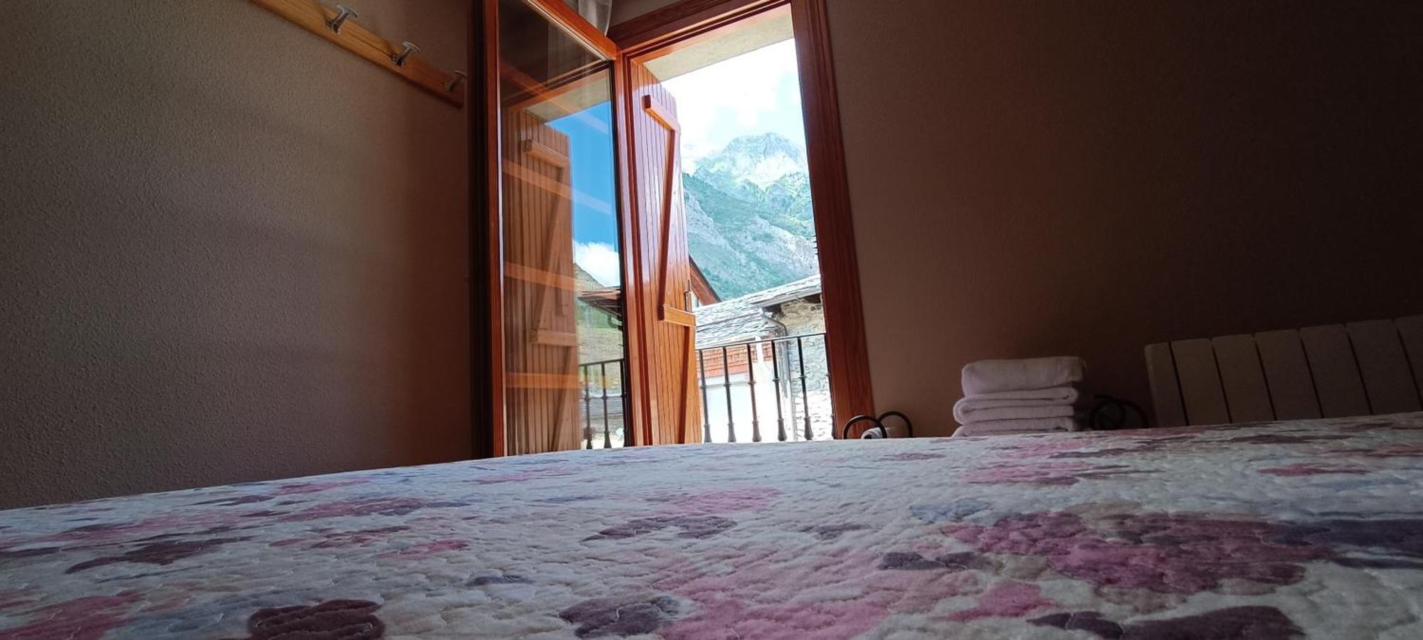 Apartamento El Refugio De Sara Benasque Zewnętrze zdjęcie